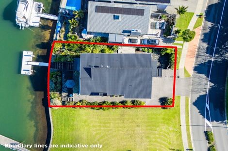 Photo of property in 25 Waitemata Drive, One Tree Point, 0118