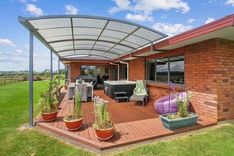 Photo of property in 137 Hart Road, Pukekohe, 2676