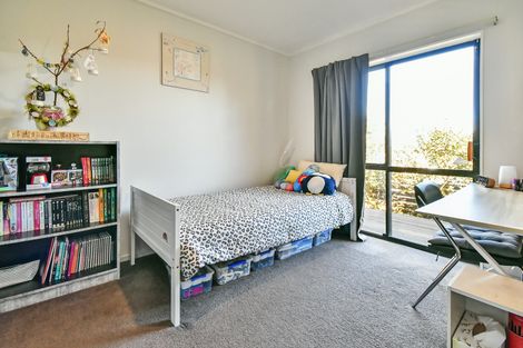 Photo of property in 26 Lorelei Place, Opaheke, Papakura, 2113