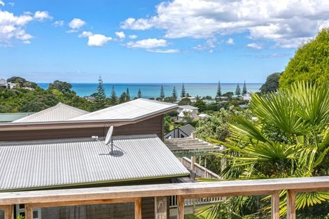 Photo of property in 131 Tuna Place, Onemana, Whangamata, 3691