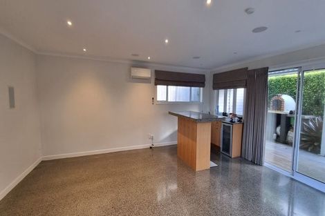 Photo of property in 17 Bevyn Street, Castor Bay, Auckland, 0620