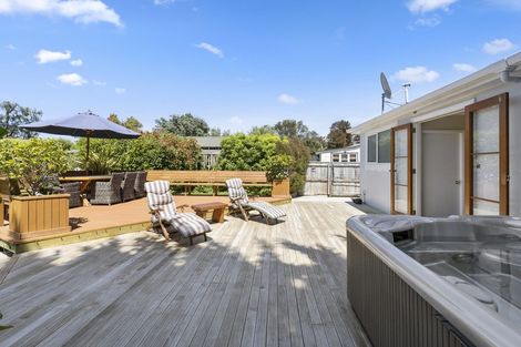 Photo of property in 54 Princess Street, Martinborough, 5711