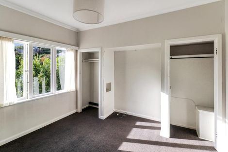 Photo of property in 12 Lytton Street, Wadestown, Wellington, 6012