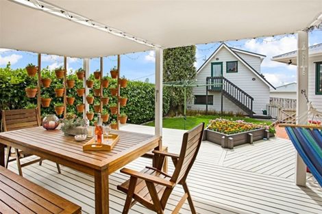 Photo of property in 22a/1 Tomo Street, New Lynn, Auckland, 0600