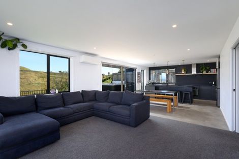 Photo of property in 32 Huntaway Close, Stoke, Nelson, 7011