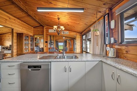 Photo of property in 11 Warwick Road, Stratford, 4332