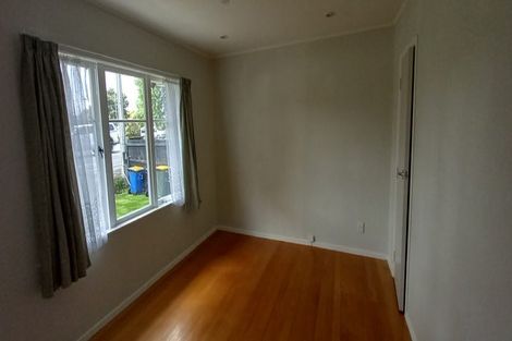 Photo of property in 512 Te Atatu Road, Te Atatu Peninsula, Auckland, 0610