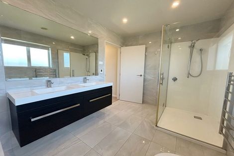 Photo of property in 22 Skipjack Pass, Silverdale, 0932