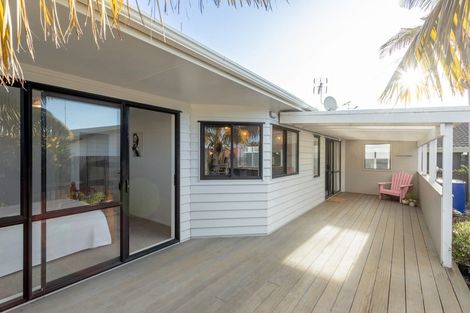 Photo of property in 2/66 Campbell Road, Mount Maunganui, 3116