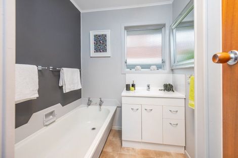 Photo of property in 5 Sunnyhills Avenue, Glenview, Hamilton, 3206