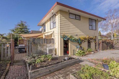 Photo of property in 3 Mulberry Place, Redwood, Christchurch, 8051