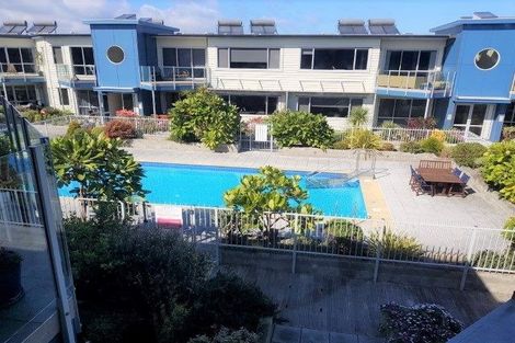 Photo of property in 4-u18 Seaview Road, Paraparaumu Beach, Paraparaumu, 5032