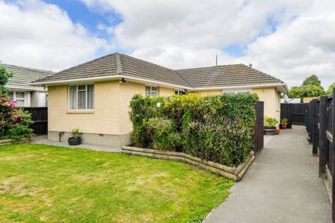 Photo of property in 18 Awatea Road, Hornby, Christchurch, 8042