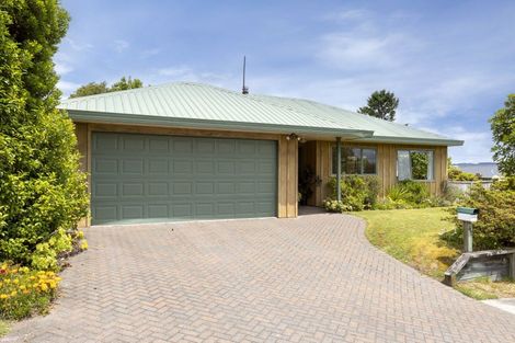Photo of property in 47 Hinekura Avenue, Taupo, 3330