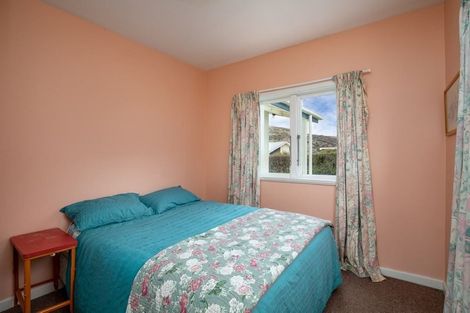 Photo of property in 2 Kelso Street, Roxburgh, 9500