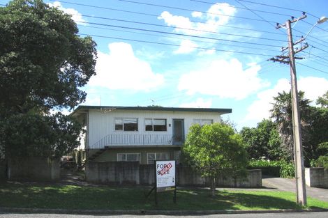 Photo of property in 2/16 Rutland Road, Stanley Point, Auckland, 0624