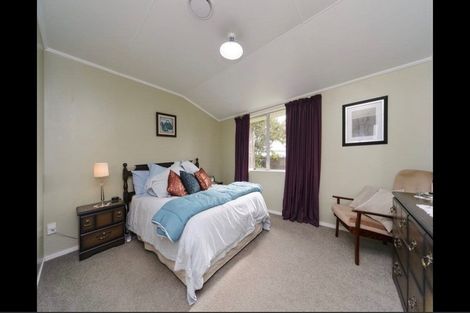 Photo of property in 35 Peter Hall Drive, Kelvin Grove, Palmerston North, 4414