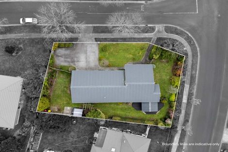 Photo of property in 1 Halcione Close, Flagstaff, Hamilton, 3210