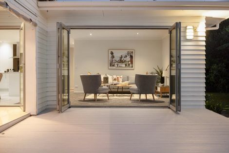 Photo of property in 202r Ranginui Road, Welcome Bay, Tauranga, 3175