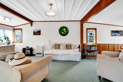 Photo of property in 210a Tukapa Street, Westown, New Plymouth, 4310