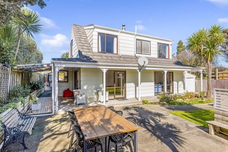 Photo of property in 90a Manly Street, Paraparaumu Beach, Paraparaumu, 5032