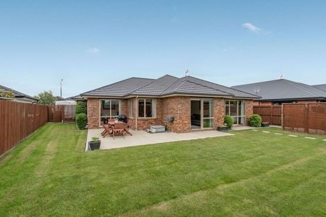 Photo of property in 6 Sedgemoor Close, Burwood, Christchurch, 8083