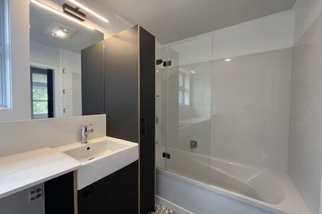 Photo of property in 56b Parsons Street, Frankleigh Park, New Plymouth, 4310