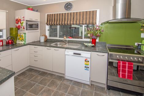 Photo of property in 5 Kereru Place, Masterton, 5810