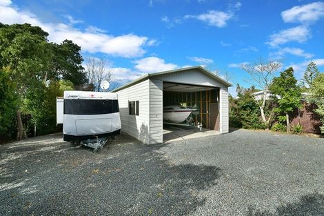 Photo of property in 119 Rosario Crescent, Red Beach, 0932