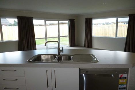 Photo of property in 10 Fernham Way, Rolleston, 7615