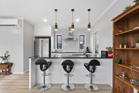 Photo of property in 13/15u Onukutara Place, Huntington, Hamilton, 3281