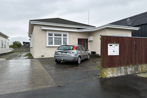 Photo of property in 6 Pirie Street, Palmerston North, 4410