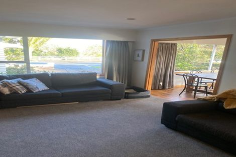 Photo of property in 243 Mangorei Road, Merrilands, New Plymouth, 4312