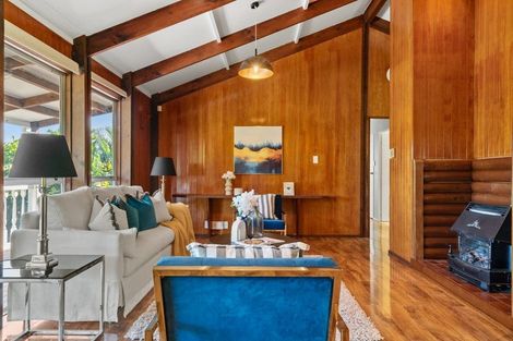 Photo of property in 26 Eugenia Rise, Totara Heights, Auckland, 2105