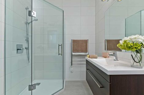Photo of property in 5 Shelby Place, Long Bay, Auckland, 0630