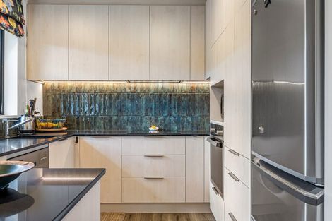 Photo of property in 5 Castle Way, Beckenham, Christchurch, 8023