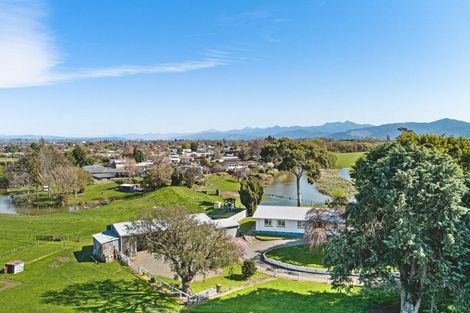 Photo of property in 2 Swamp Road, Dillons Point, Blenheim, 7273