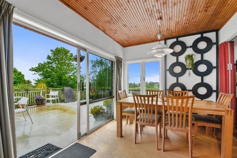 Photo of property in 195 Golf Road, Titirangi, Auckland, 0604