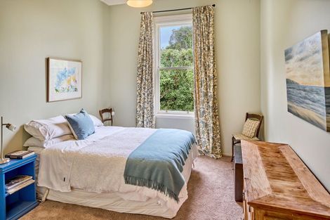 Photo of property in 6 Ngaio Gorge Road, Ngaio, Wellington, 6035