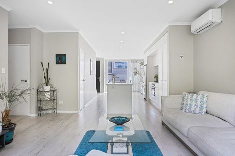 Photo of property in 37 Sanremo Lane, Stanmore Bay, Whangaparaoa, 0932