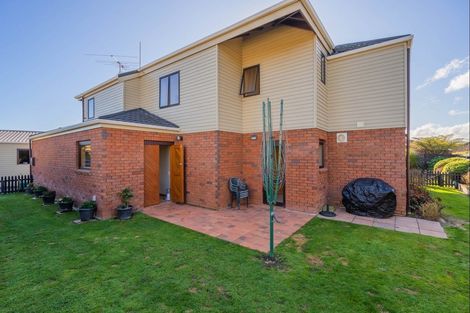 Photo of property in 98 Kapanui Road, Waikanae, 5036