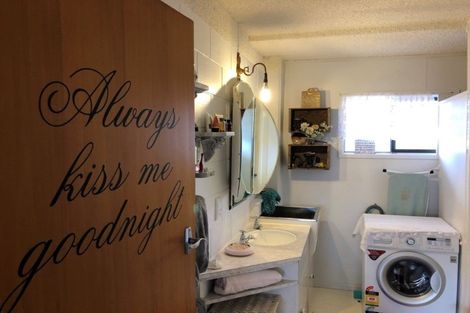 Photo of property in 40 Maunganui Road, Mount Maunganui, 3116