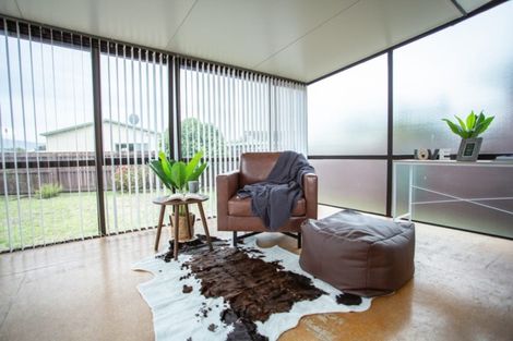 Photo of property in 48 Olive Terrace, Paraparaumu Beach, Paraparaumu, 5032