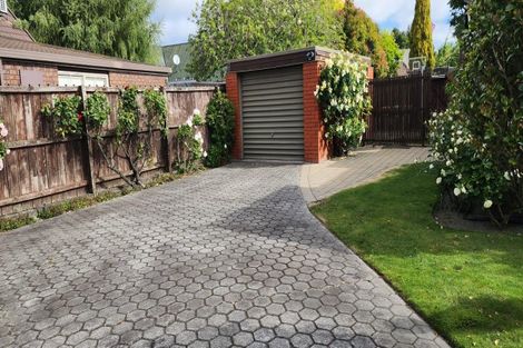 Photo of property in 29 Solway Avenue, Ilam, Christchurch, 8041
