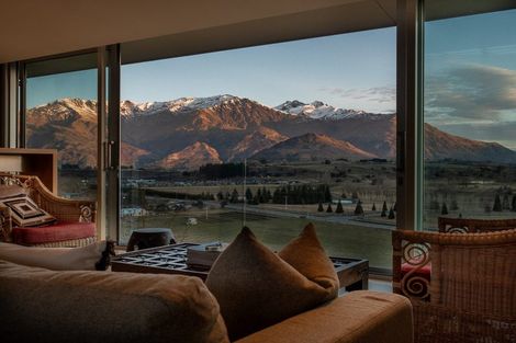 Photo of property in 14 Advance Terrace, Arrowtown, 9302