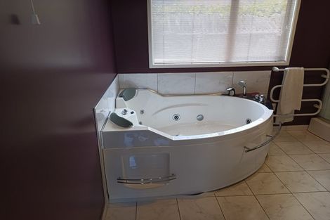 Photo of property in 9 San Clemento Way, Rototuna, Hamilton, 3210