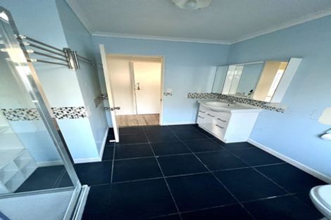 Photo of property in 23a Ranui Avenue, Ranui, Auckland, 0612