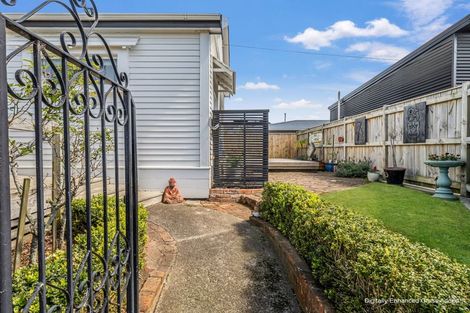 Photo of property in 2c Saint Leonard Street, Saint Johns Hill, Whanganui, 4501