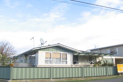 Photo of property in 60 Puketapu Road, Taradale, Napier, 4112