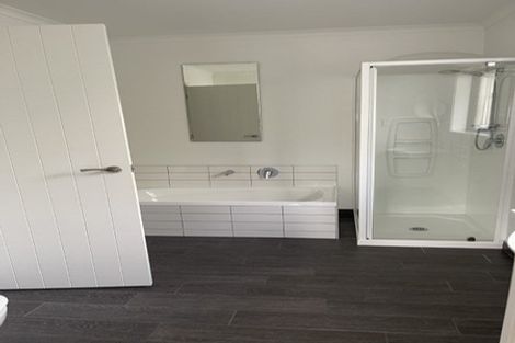 Photo of property in 10a Leicester Street, Terrace End, Palmerston North, 4410